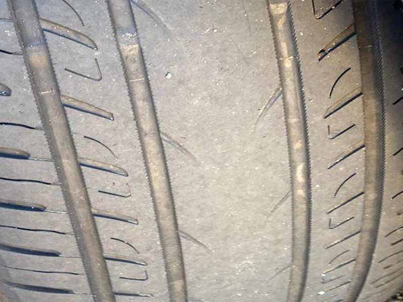 center tire wear