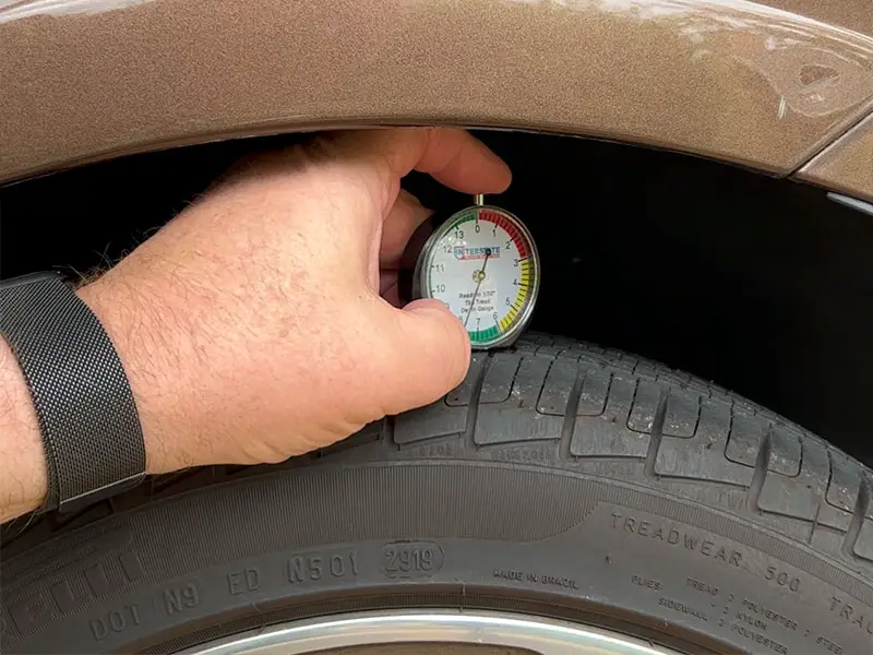minimum tire tread depth