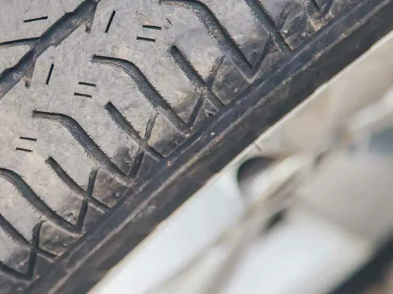 what-does-100v-mean-on-a-tire-ratings-tiregrades