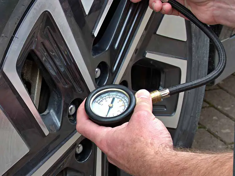 can low tire pressure cause vibration