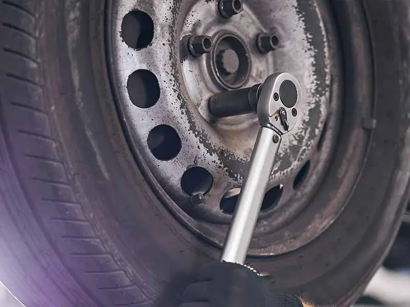 Symptoms Of Loose Lug Nuts