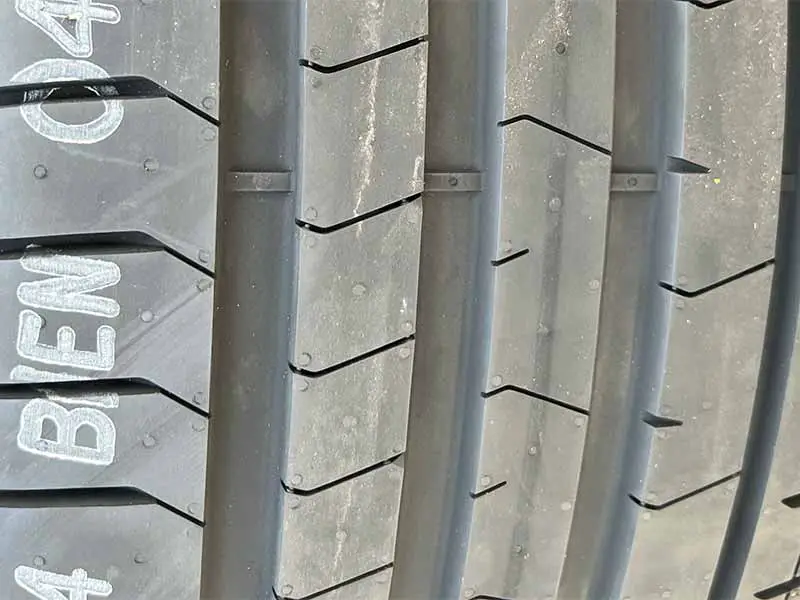 Tire Wear Bars (Indicators)