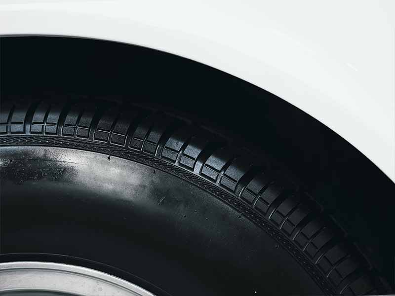 unbalanced front tire symptoms