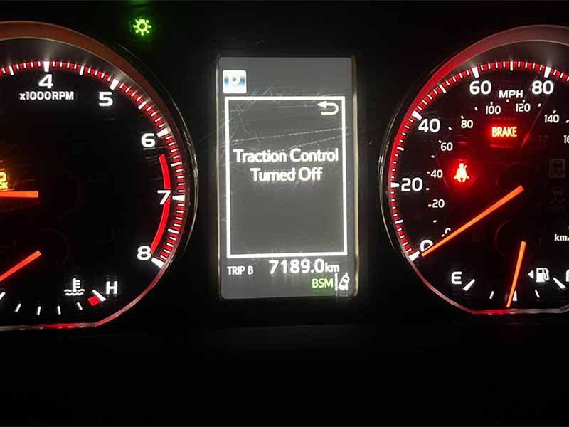 what does traction control off mean