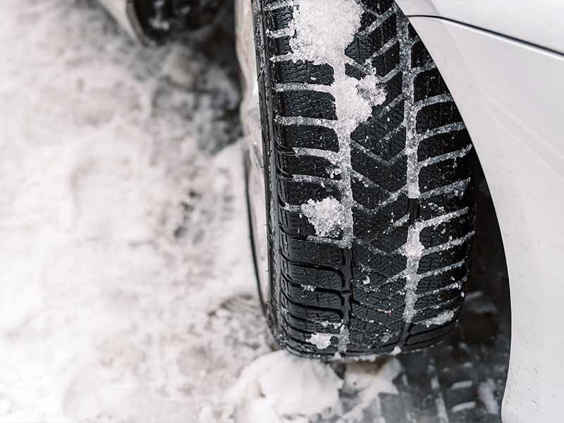 can i use chains instead of snow tires