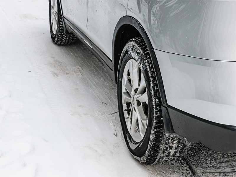 do you need snow tires on all 4 wheels
