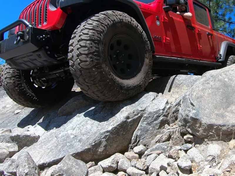 best tire pressure for rock crawling
