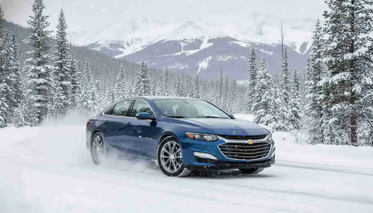 With excellent snow traction, the Michelin X-Ice Snow tackles winter conditions with confidence.